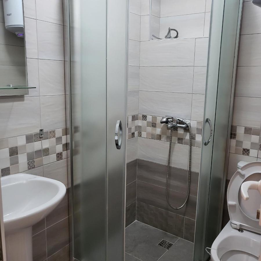 Apartmani Mia Sorajic Petrovac Exterior foto